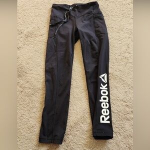 Womens reebok crop workout pants size xs